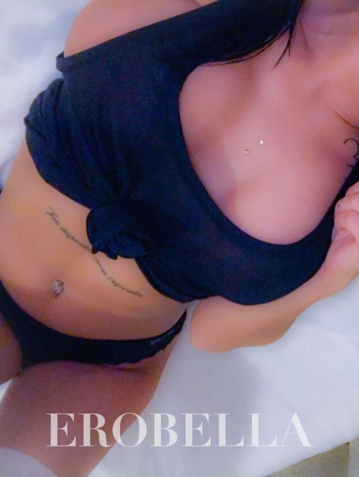 Escort Gallery